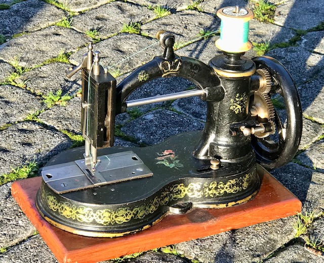 G W GATES SEWING MACHINES, TORONTO, CANADA